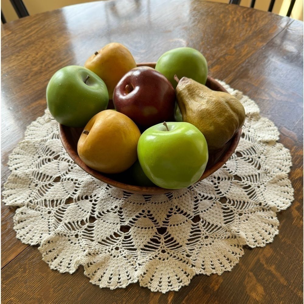 VINTAGE~REALISTIC LOOKING FRUIT BOWL~GENUINE NATURAL WOOD~BROWN BOWL~NICE~G22​
